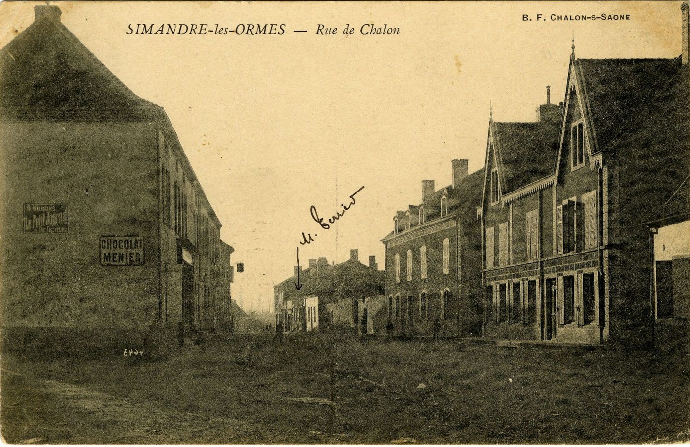 Simandre-lès-Chalon. Rue de Chalon.