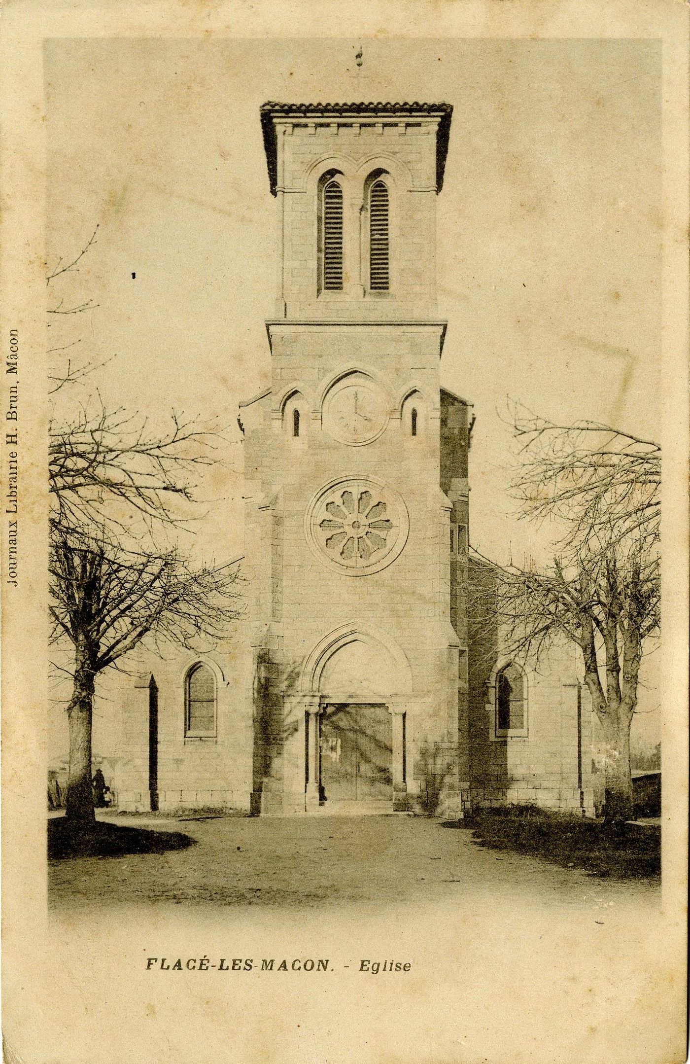 Flacé-lès-Mâcon. Eglise.