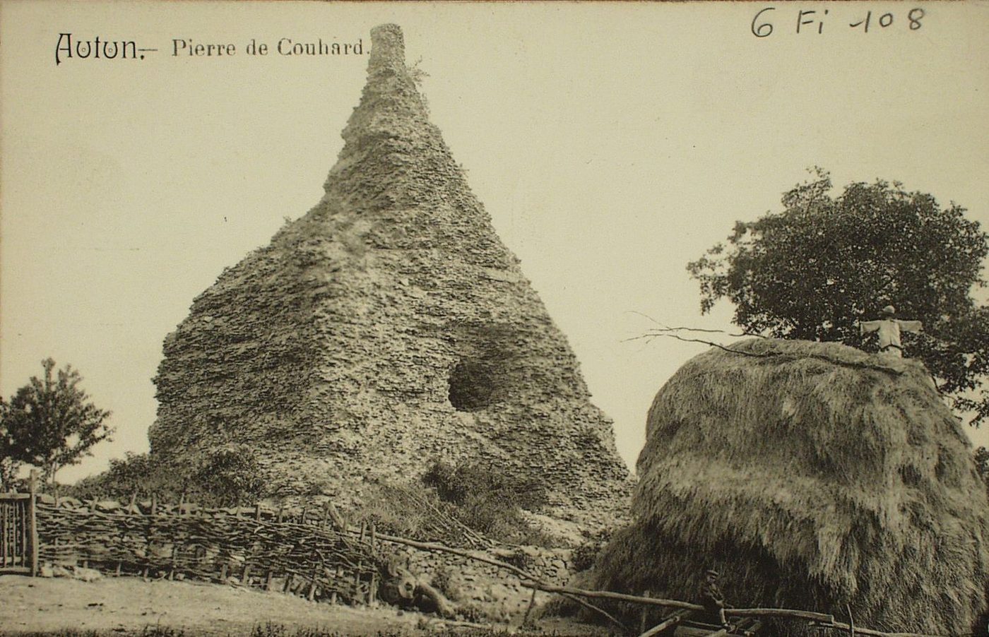 Autun. Pierre de Couhard.