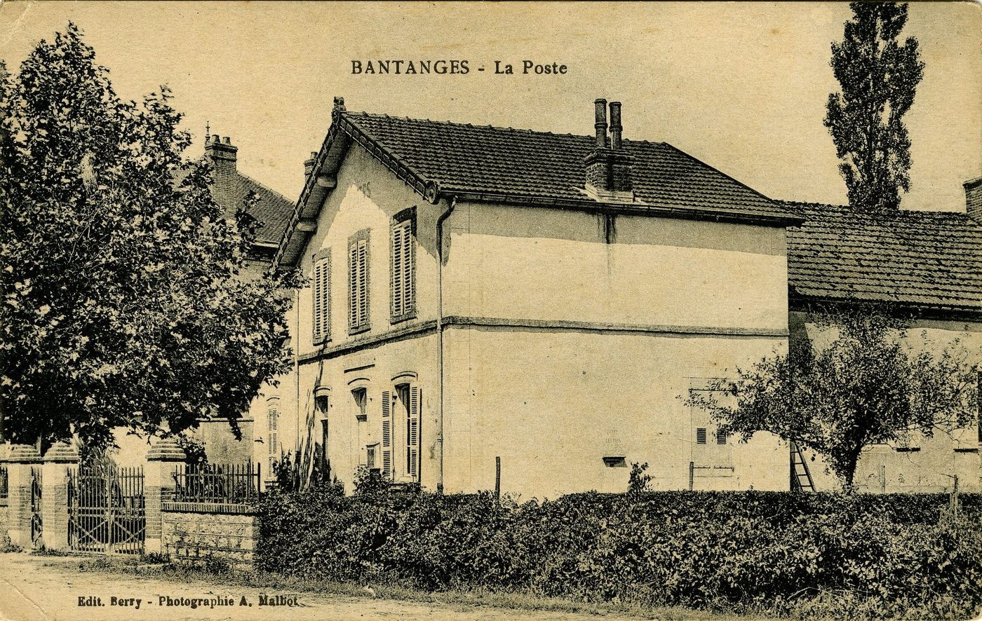 Bantanges. La poste.