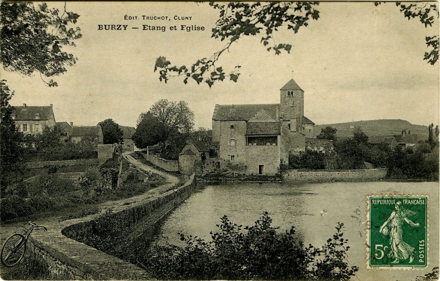 Burzy. Etang et église.
