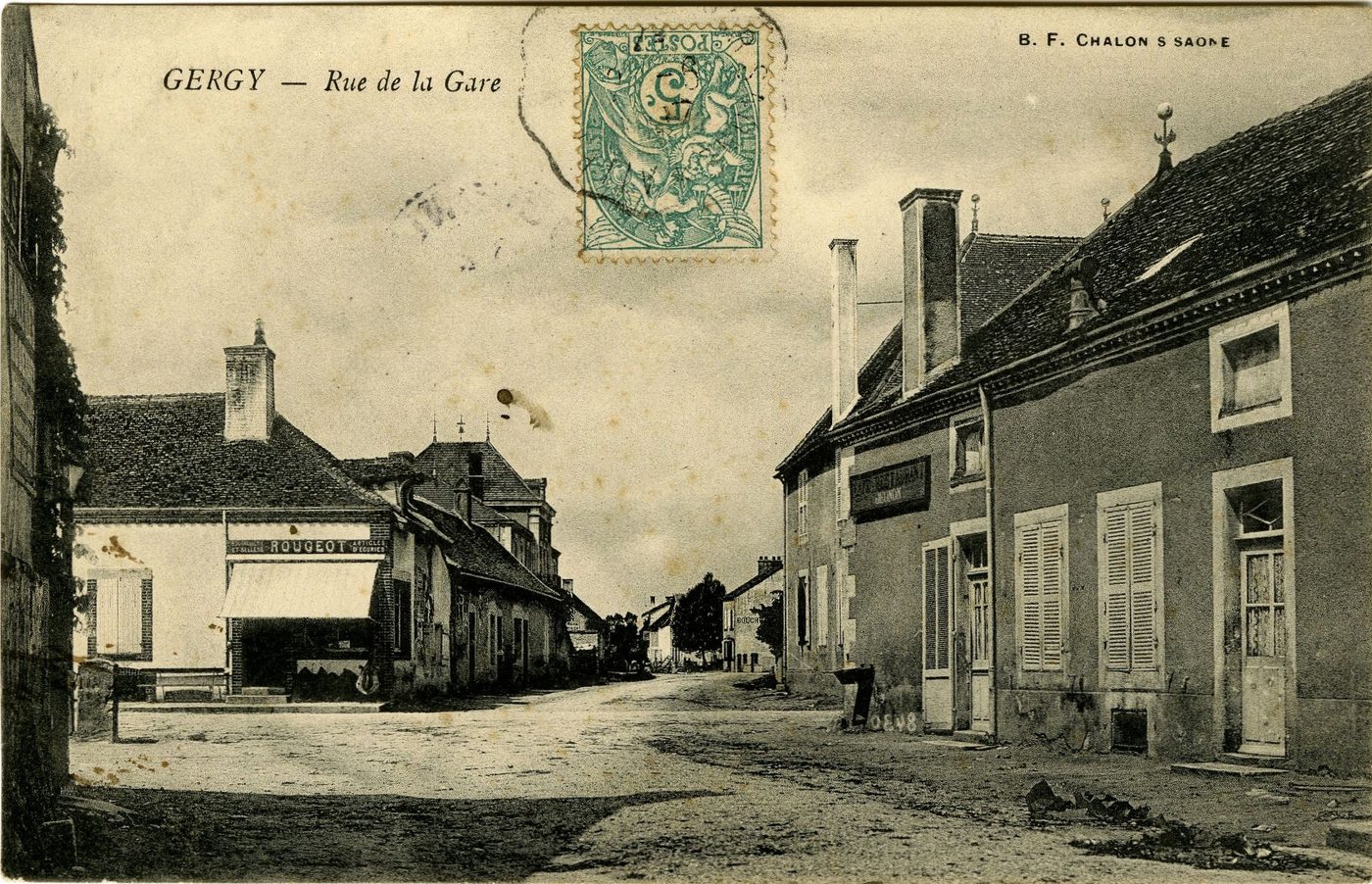 Gergy. Rue de la gare.
