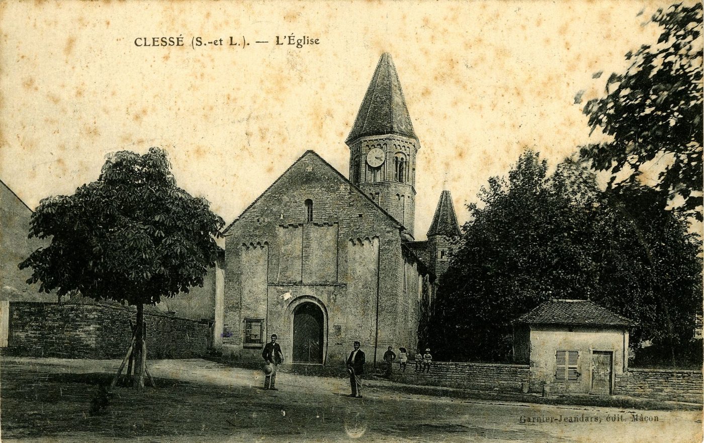 Clessé. L'église.