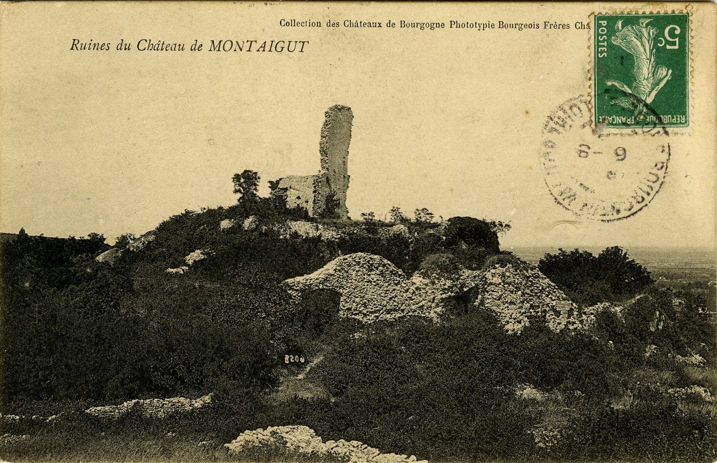 Ruines du château de Montaigut.