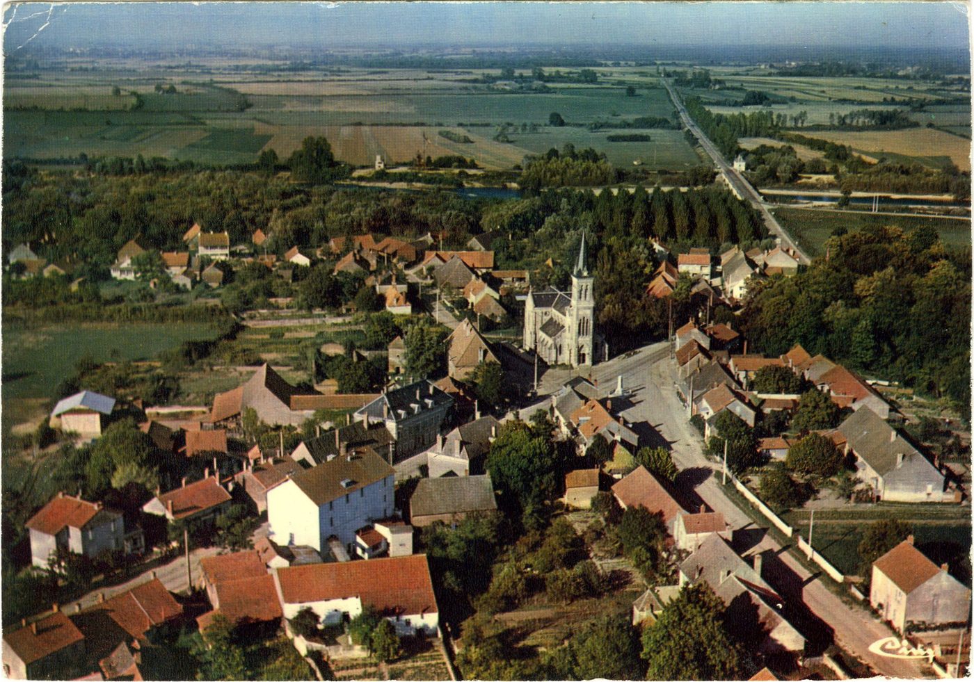 Navilly. Vue générale aérienne.