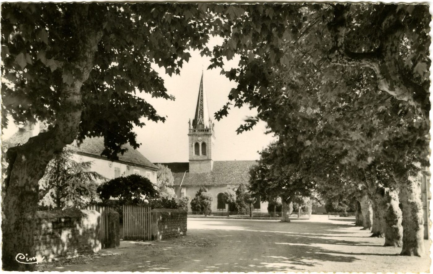 Ouroux-sur-Saône. L'église.