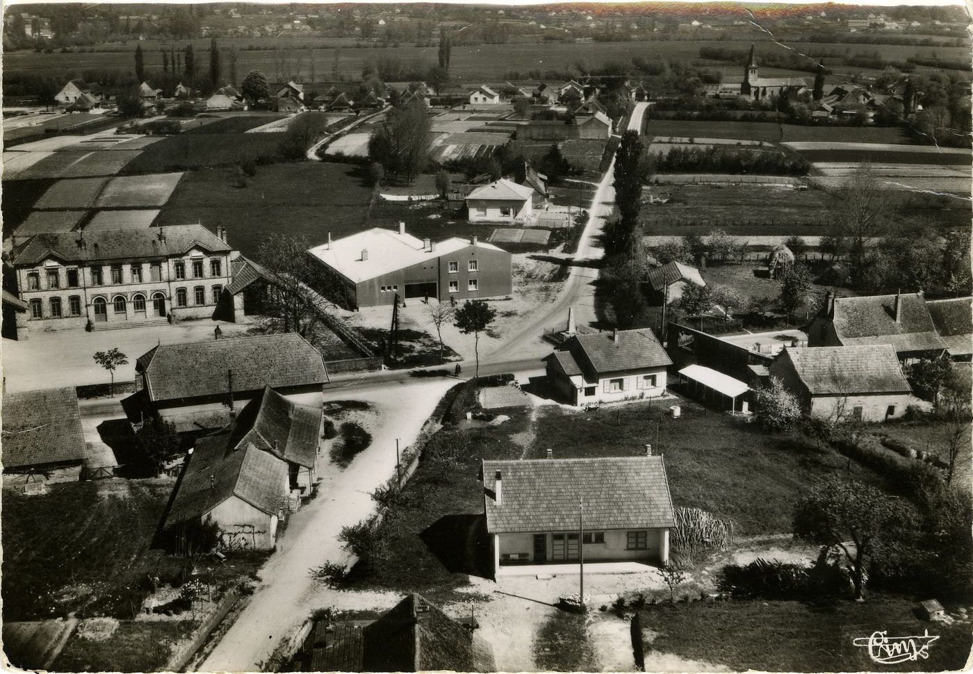 Sornay. Vue générale aérienne.