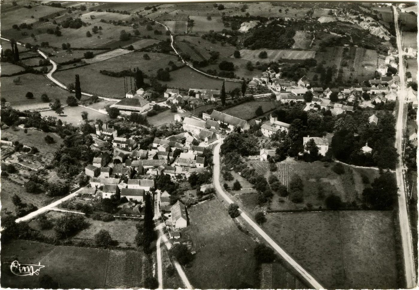 Dulphey. Vue générale aérienne.