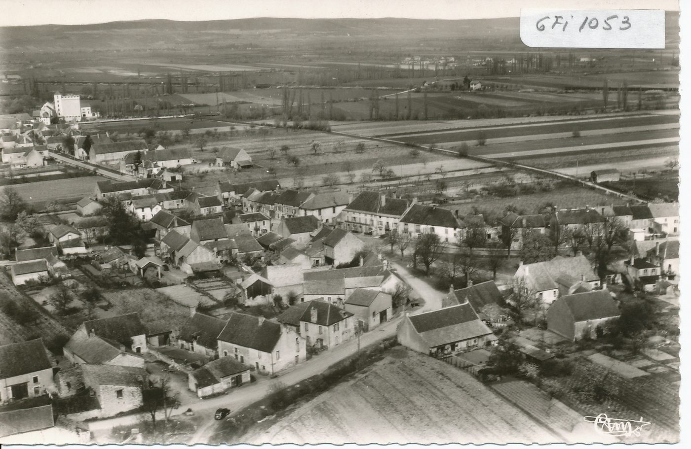 Chaudenay. Vue générale aérienne.