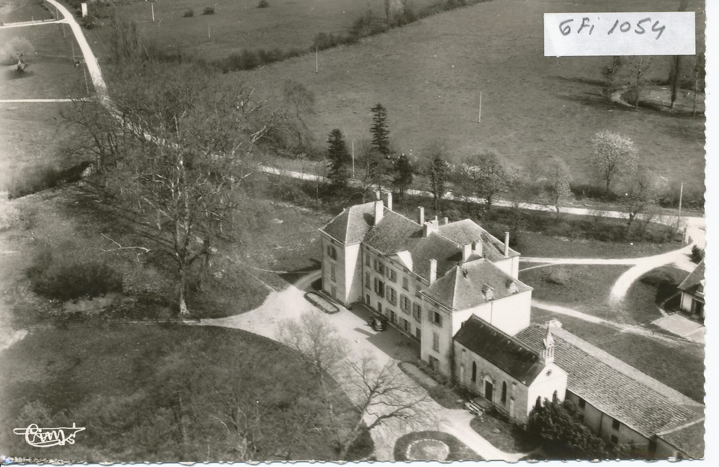 Chaudenay. Vue aérienne. Le château de Mimande.