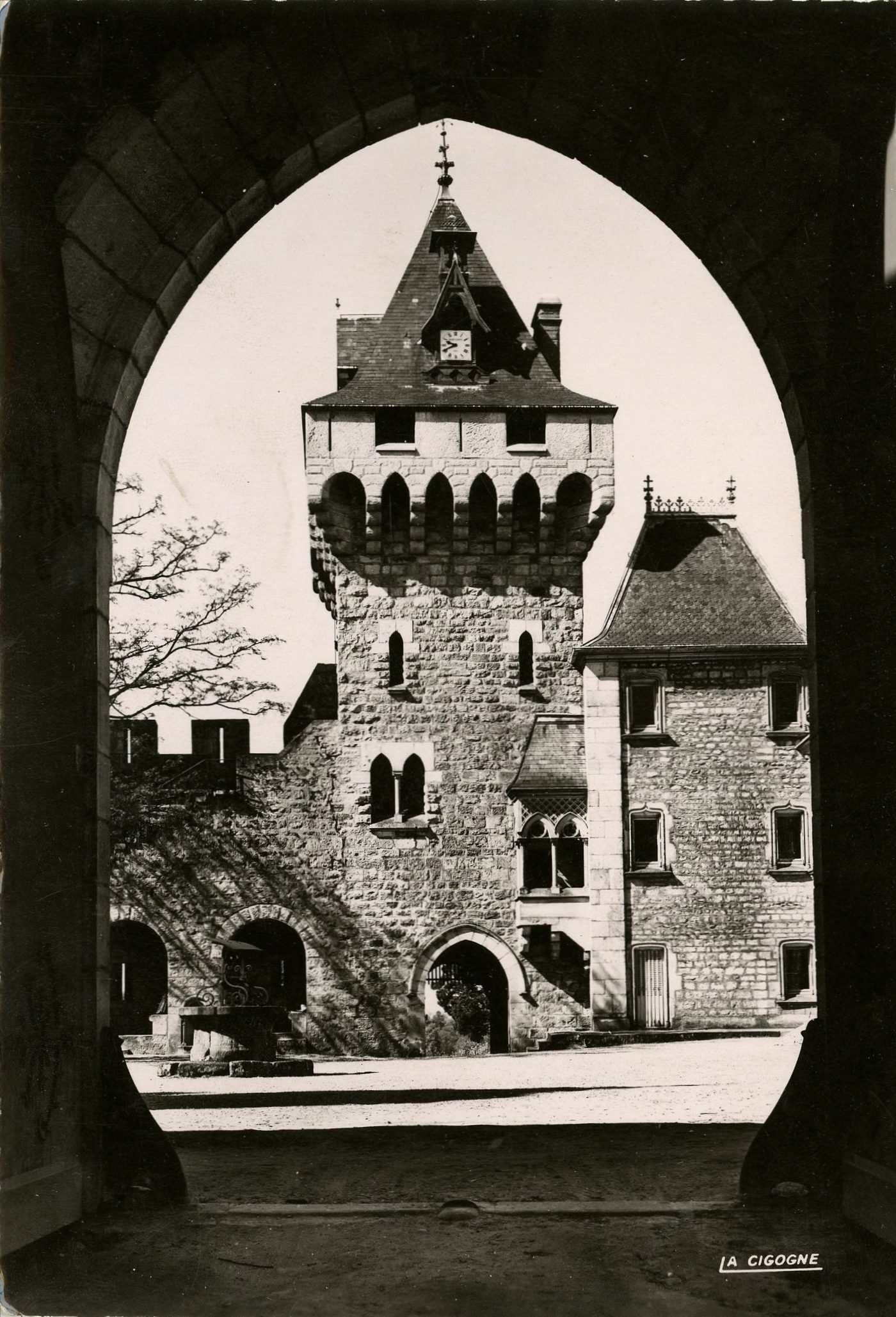 Montceau-les-Mines. Blanzy. Vue aérienne. Château du Plessis.