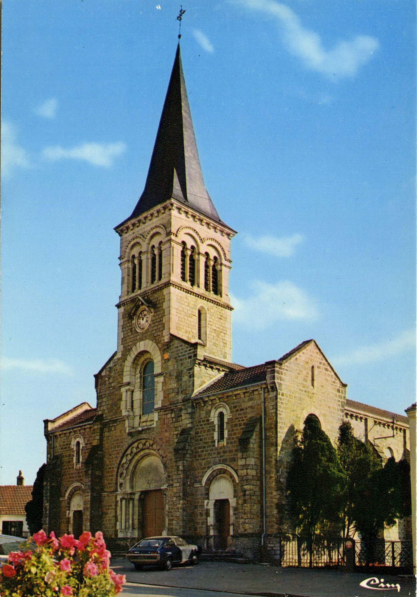 Saint-Vallier. L'église.