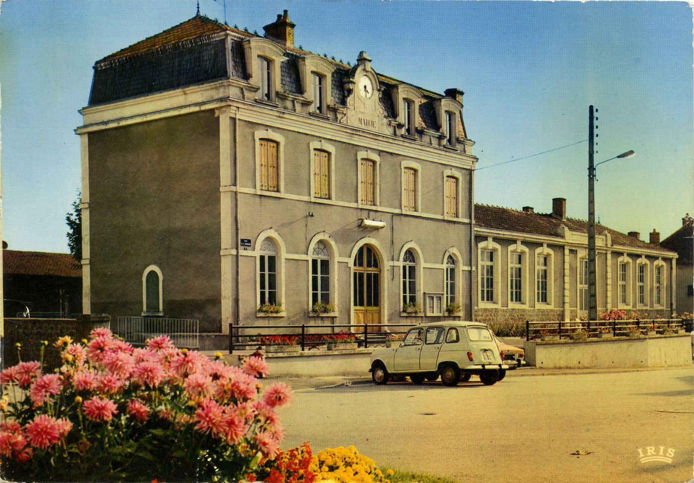 Saint-Vallier. La mairie.