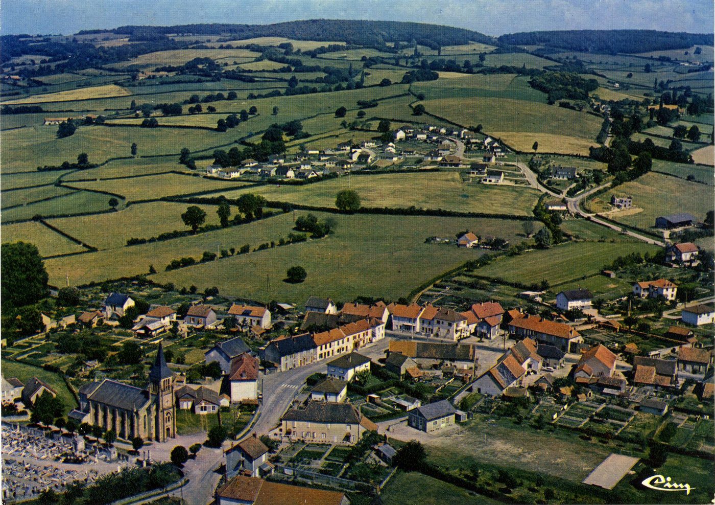 Marmagne. Vue générale aérienne.