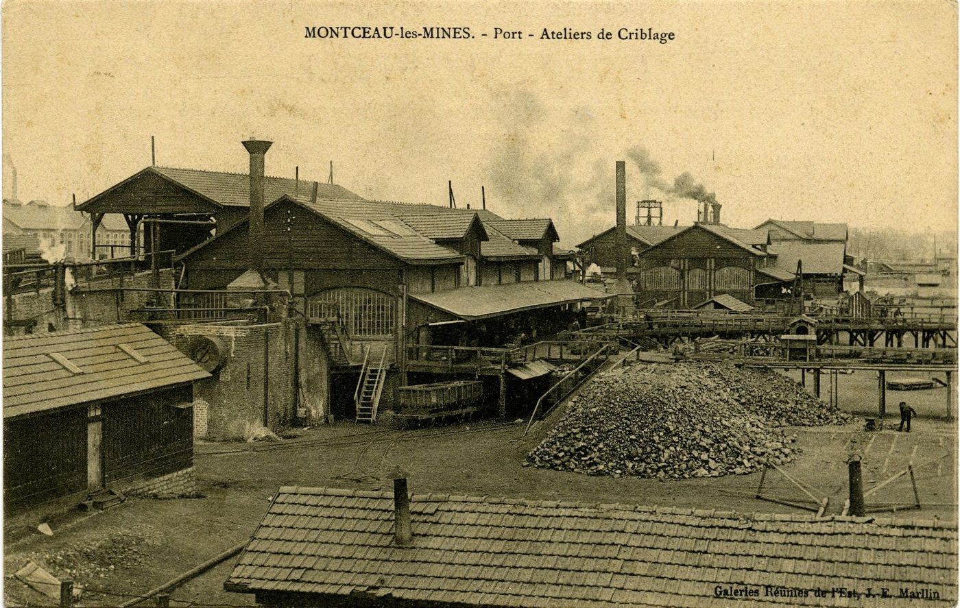 Montceau-les-Mines. Port. Ateliers de criblage.