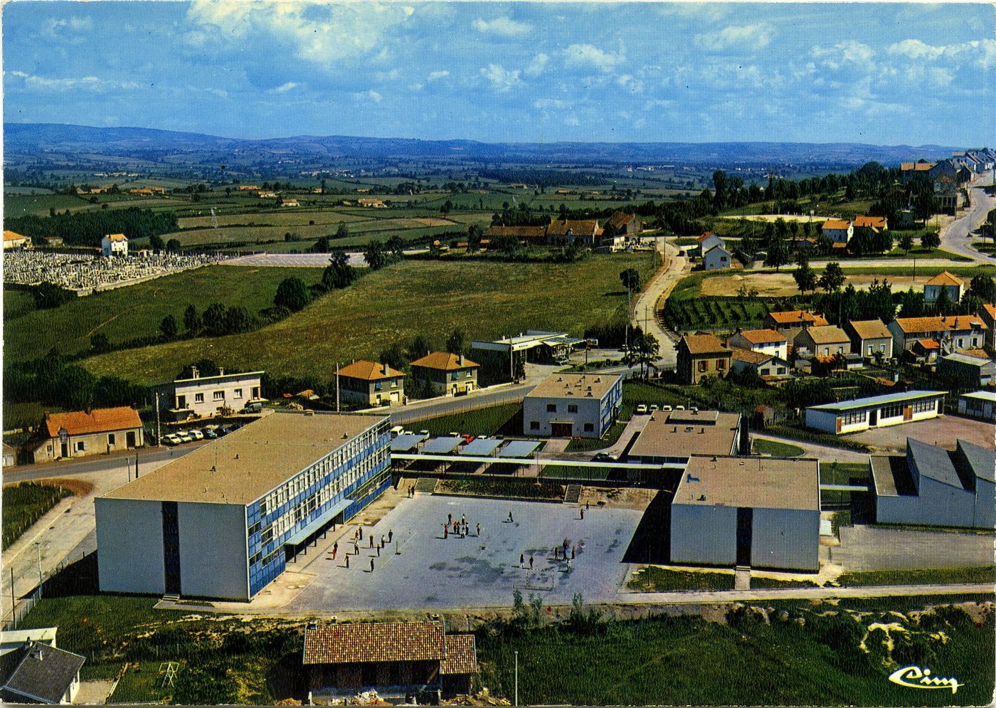 Sanvignes-les-Mines. Vue panoramique. Le C.E.S.