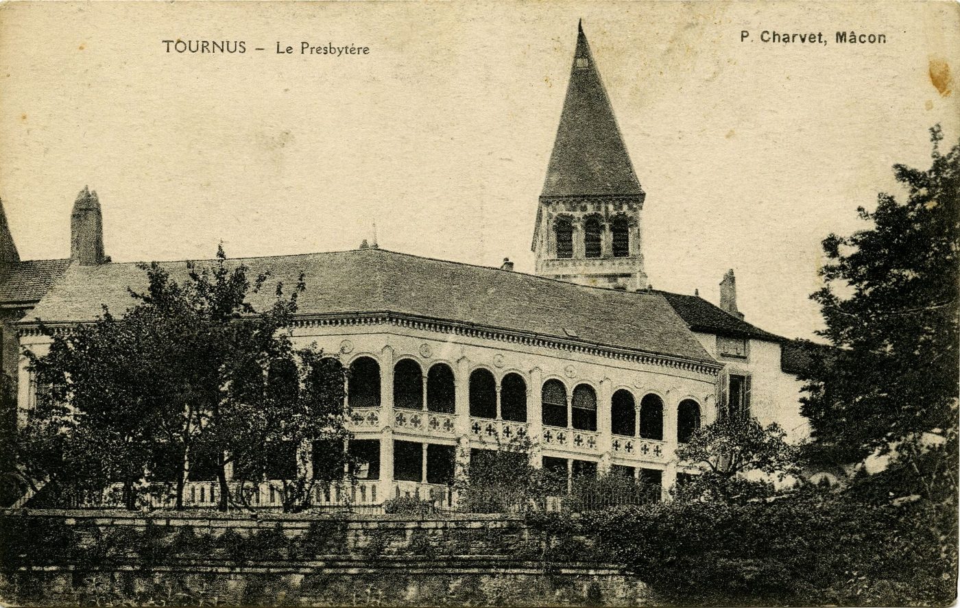 Tournus. Le presbytère.