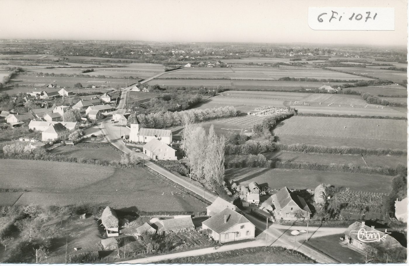 La Chaux. Vue aérienne panoramique.