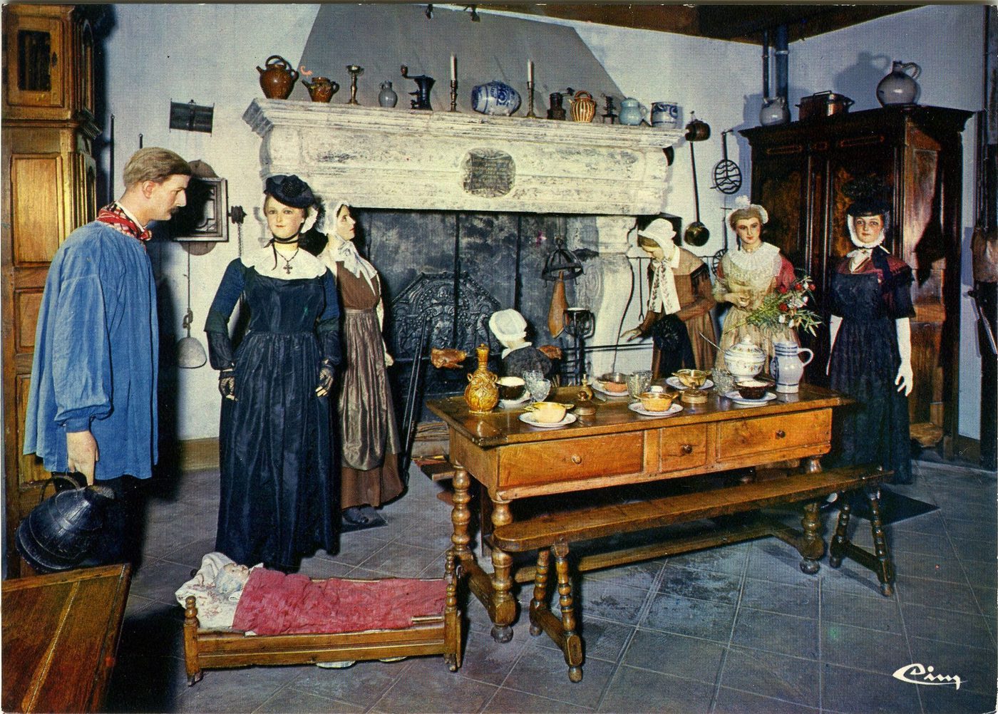 Tournus. Musée bourguignon Perrin de Puycousin.