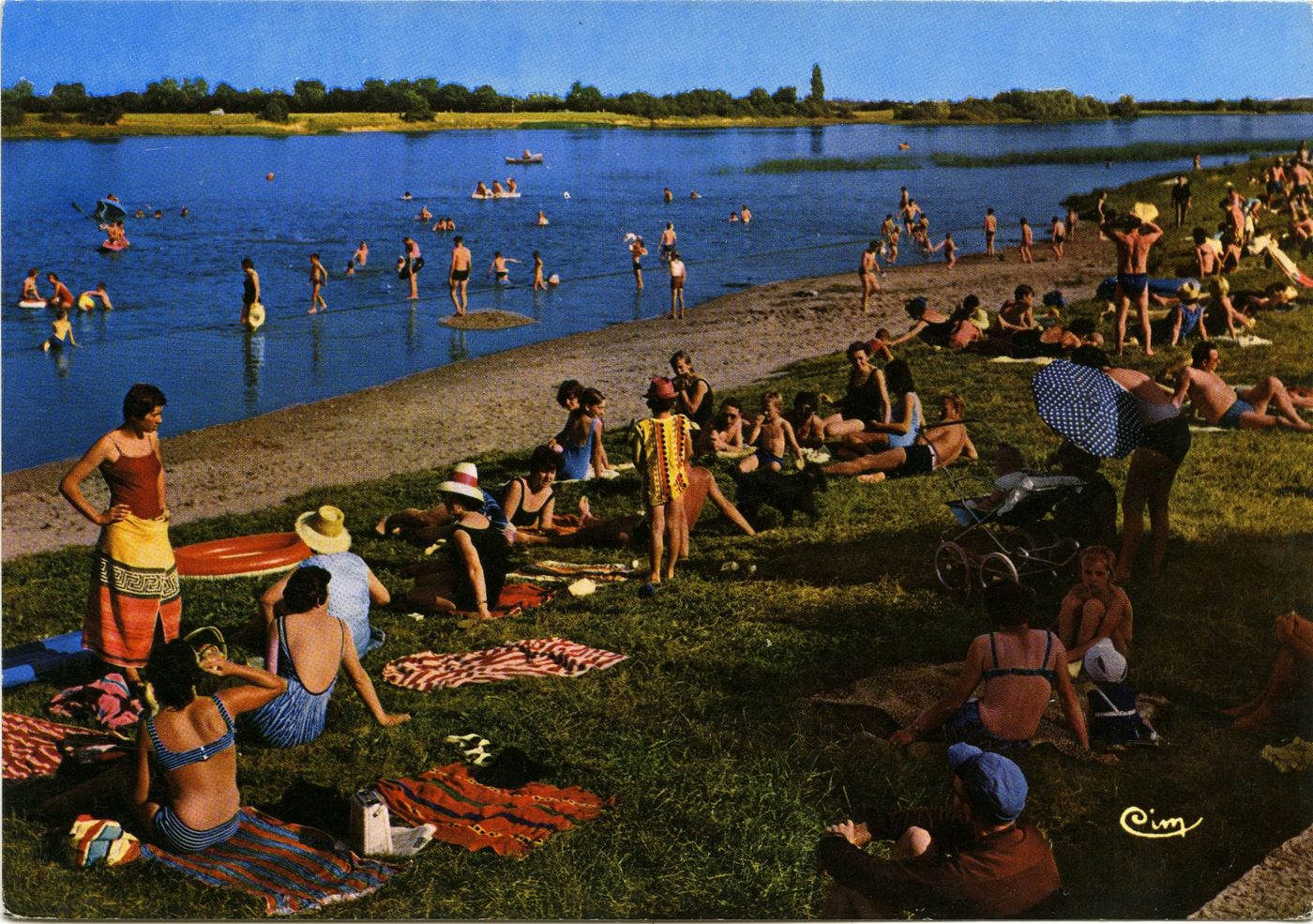Camping plage, Le National 6. Uchizy, RN 6.