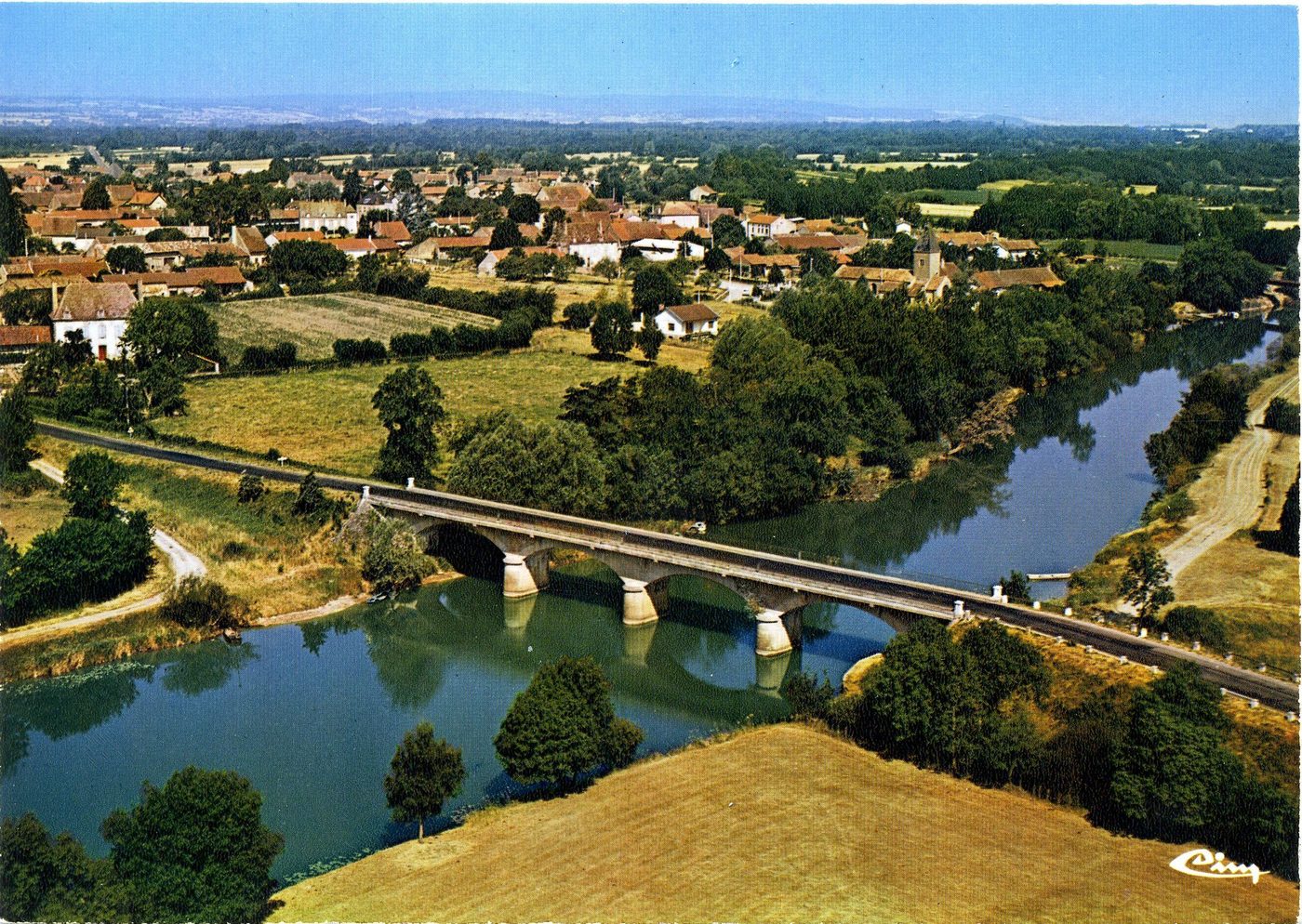 Ratenenelle. Vue générale aérienne.